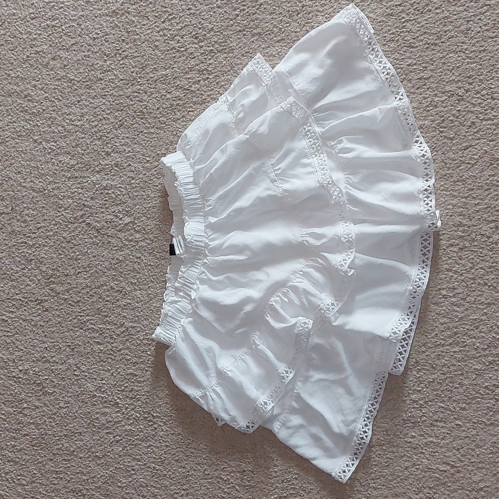 White Tiered Skirt Sz 6
